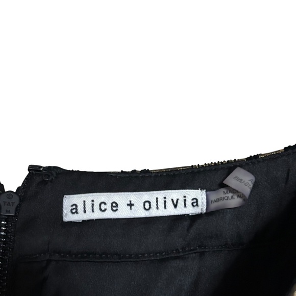 Alice + Olivia Marisa Baroque Embroidered Shorts Women’s Size 4 In Black / Gold - Picture 8 of 9